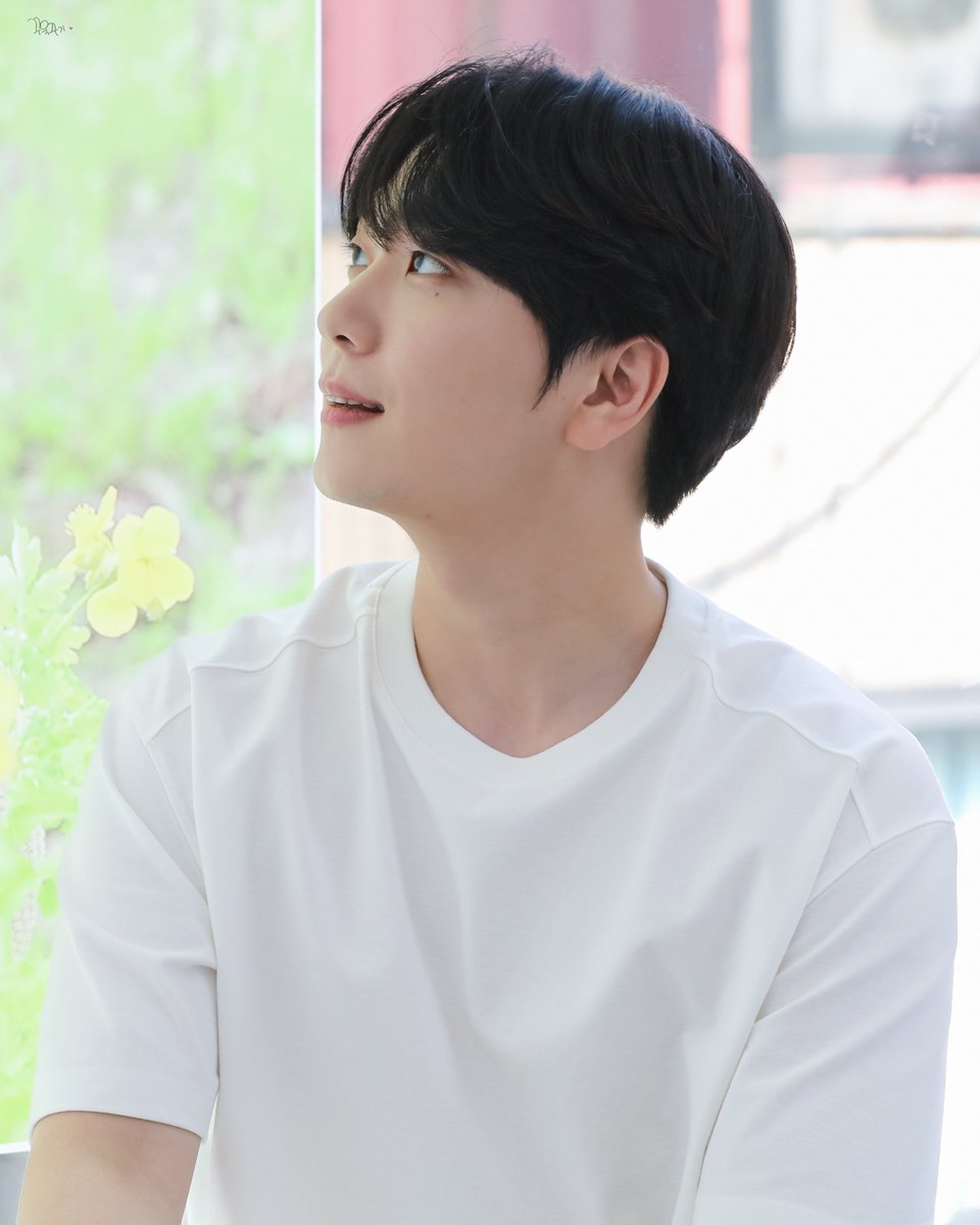 kkugi_pic's tweet photo. 230710 고우림 생일카페
My Forest :)
크게보기 👀👀 https://t.co/USE91eXyEG
