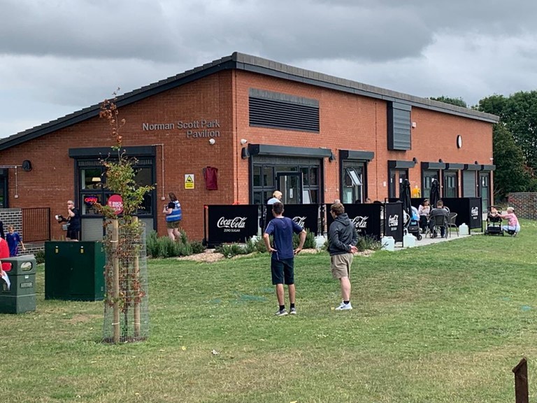 Melhuish & Saunders tweet media