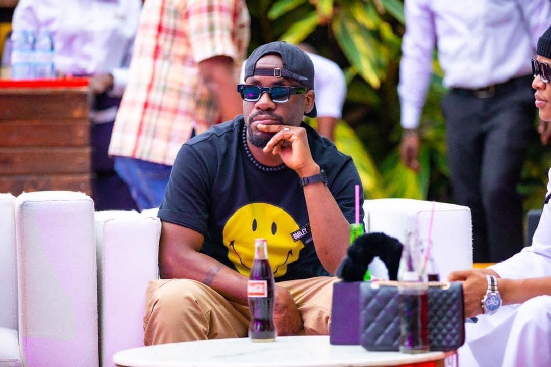 Bebe Cool (@bebecoolug) on Twitter photo He is a magic voice that Uganda should embrace Bebe cool X <a href="/rAysignature2/">Uncle Ray . 🦅</a>.
Club banger loading….. He is a magic voice that Uganda should embrace Bebe cool X <a href="/rAysignature2/">Uncle Ray . 🦅</a>.
Club banger loading…..