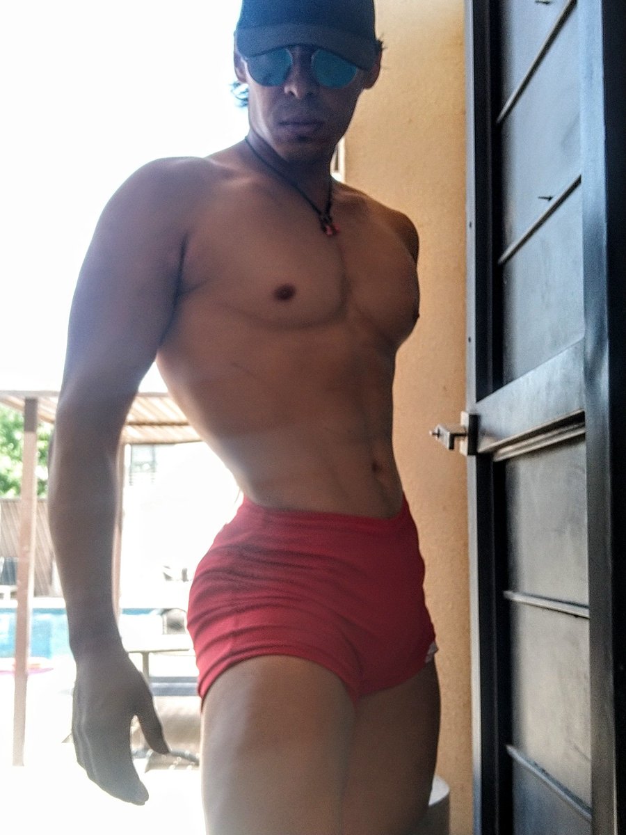 merari_estrello's tweet photo. Que calor 🔥 

#fitness #fit #gayfit #gay #gayhot #boyhot #manhot #latino #latinhot #gayespaña #gaymadrid #gayeuropeo #gayeurope #gaybrazil #gostomuito #gaygostoso #boodybuilding #boodyfit #boodyfitness https://t.co/DNfmGTMSeI