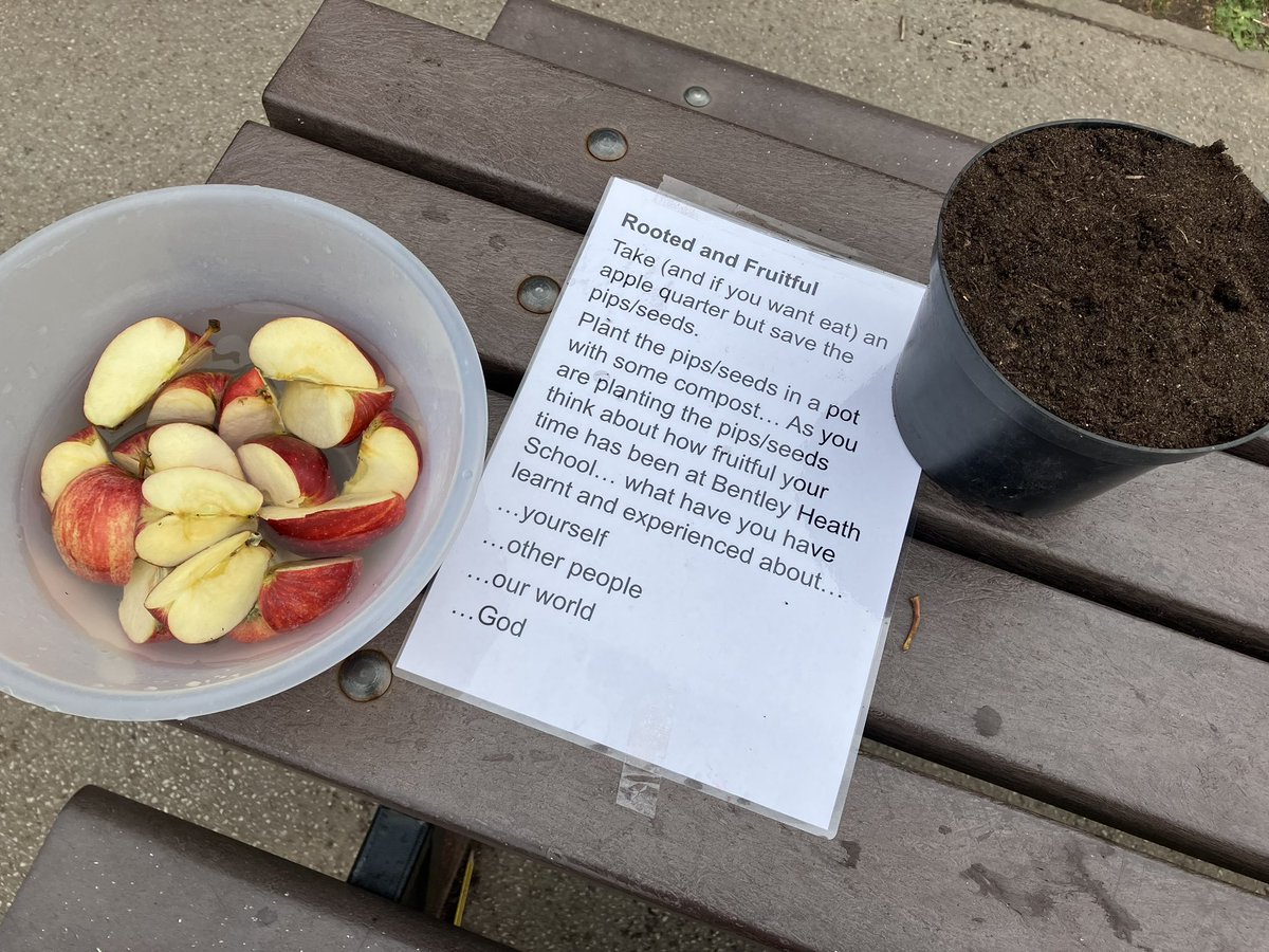 bentleyheathps's tweet image. While other year groups are meeting their new teacher for next year, our Year 6’s are spending some time reflecting. Thanks to Duncan and the team at @StPhilipsChCent for setting up these prayer stations for them this morning 🙏