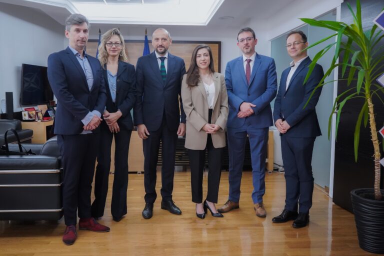 HEI PROMETHEUS tweet media