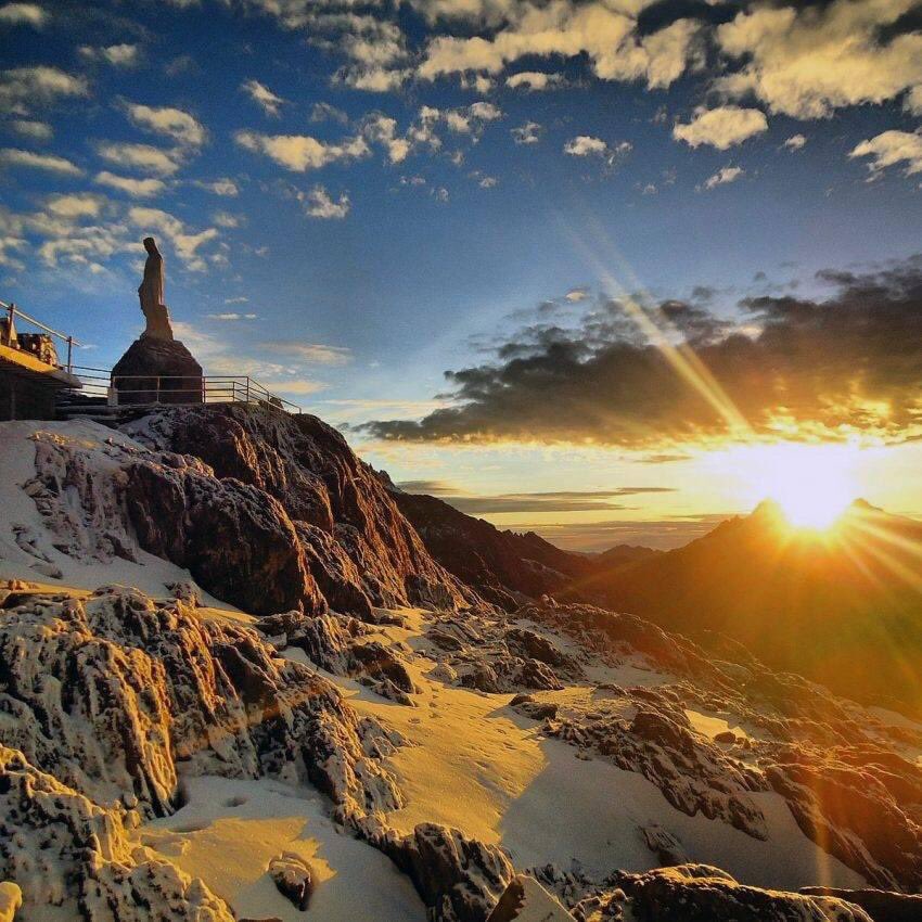 GianlucaCoccon1's tweet photo. Majestuosa postal 
PUCO ESPEJO Sierra Nevada de Merida….Edo Merida VENEZUELA 🇻🇪🇻🇪🇻🇪🇻🇪🇻🇪🇻🇪🇻🇪🇻🇪🇻🇪🇻🇪🇻🇪🇻🇪🇻🇪🇻🇪🇻🇪🇻🇪
Créditos: Lelis Leita Bultron https://t.co/dhsno9NrAw