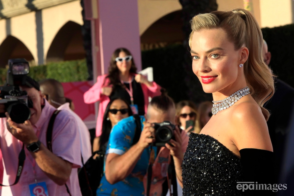 Margot Robbie attends the premiere of Barbie at the Shrine Auditorium in Los Angeles, California, USA.

📸 EPA / Nina Prommer

#epaimages #usa #barbie #margotrobbie