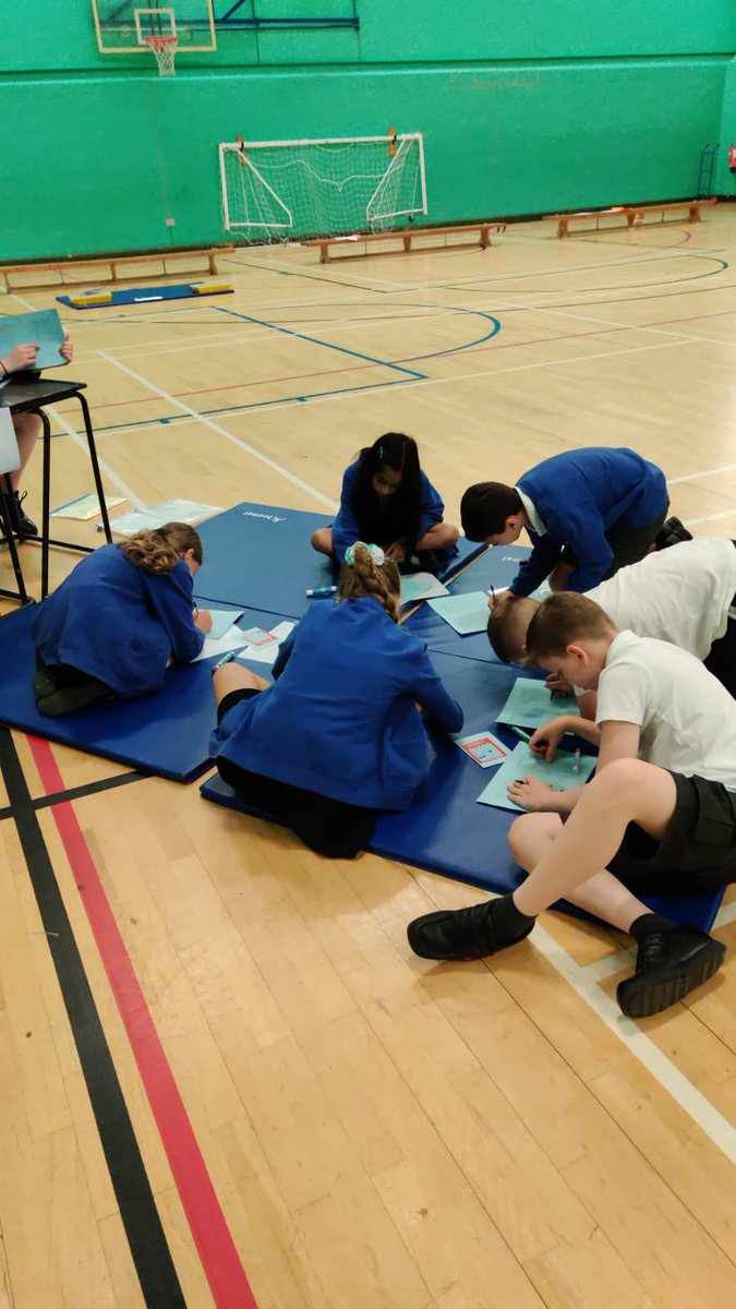 StAnthonysSch's tweet photo. Some of the Year 5s out at @StPetersSch for a Primary Computing Day with three other schools from the MAC. https://t.co/N7mNIX6CUU