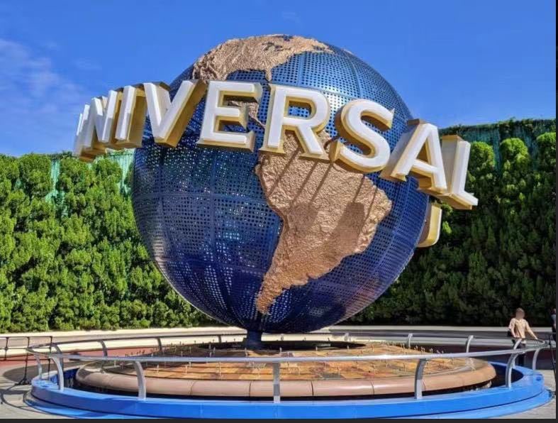 大阪に行ったら行くべき場所🐙
通天閣🗼あべのハルカス🏙️道頓堀🚤ユニバ🎢
If you go to Osaka, I recommend visiting Tsutenkaku, Abeno Harukas, Dotonbori, and Universal Studios Japan. It is a popular spot that even Japanese people visit here when they go to Osaka.