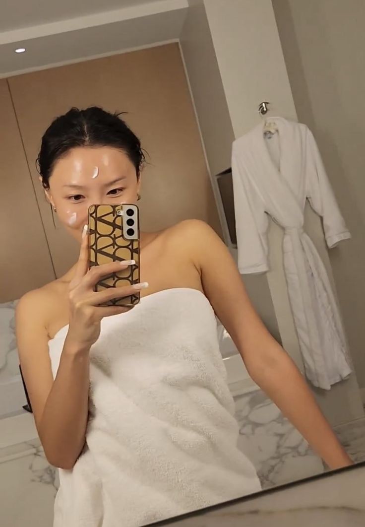 floridawhee's tweet photo. #WeLoveYouHwasa #사랑해_우리_마리야 https://t.co/qkomzfNqL2