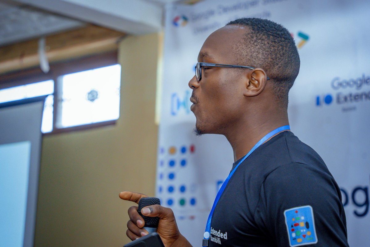 gdg_bambili's tweet photo. Become a better developer with @LukongEtiane in "leveraging your skills with AI".

#GoogleIOExtendedBambili #GoolgeIOExtended #GoogleIO #GDGBambili #GDSCUBa https://t.co/ze5ncbNXGH