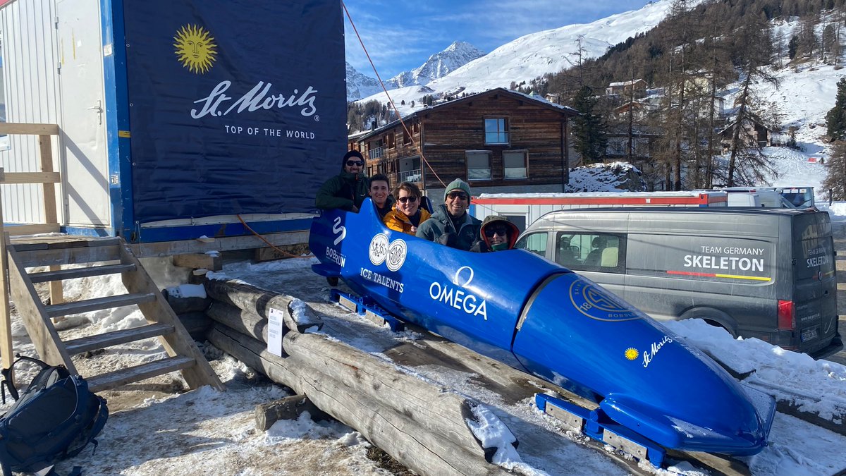 Join the ride and apply for a (Senior) Teaching &amp; Research Associate position <a href="/uzh_ikmz/">IKMZ</a> to get your PhD or boost your career as a Post-Doc in media use/health com research. All details to be found on mediennutzung.ch And yes, we also do fun excursions in the summer 😊