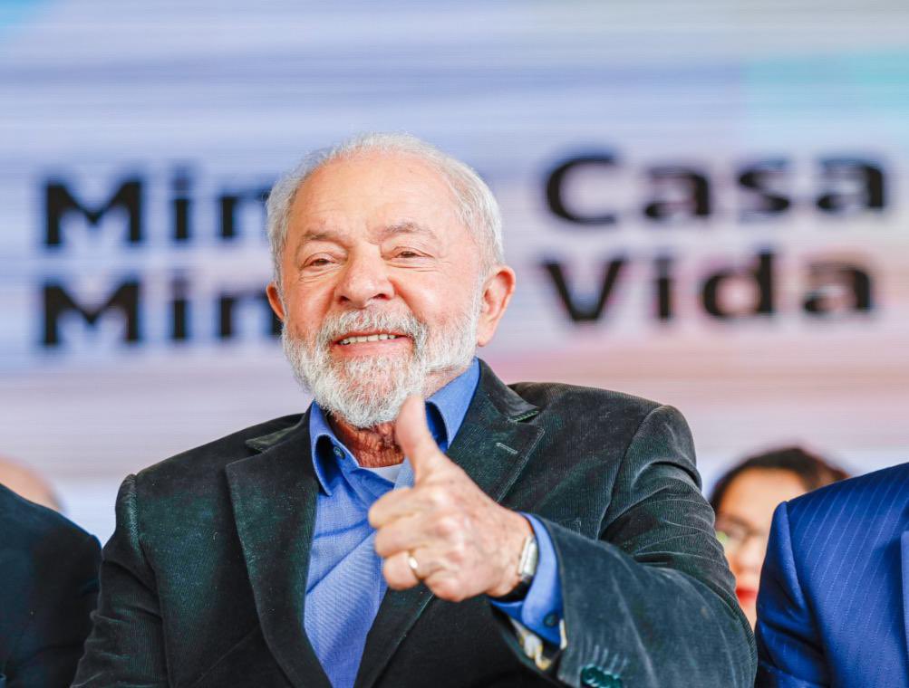 Lula tweet media