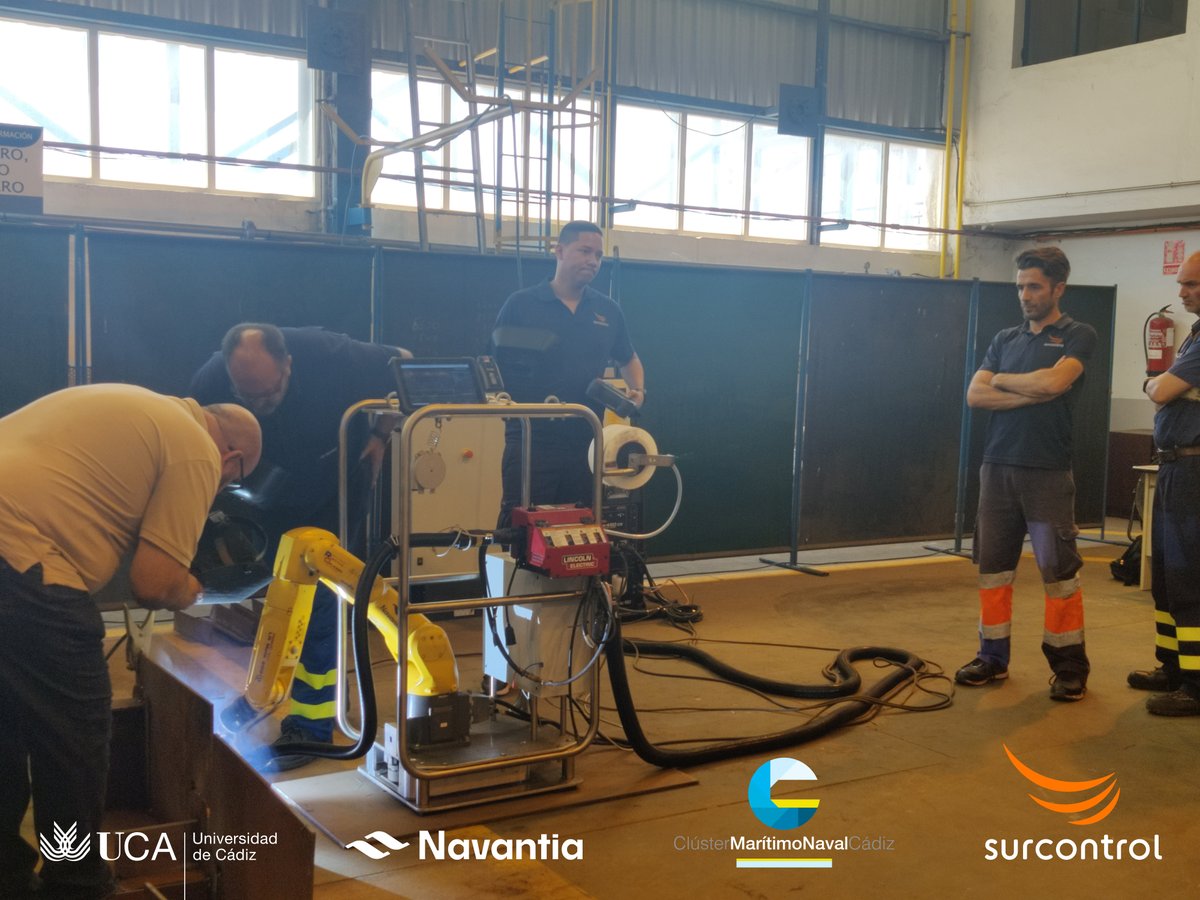surcontrol's tweet image. El viernes se celebró la II Comisión de Innovación del @ClusterCadiz, donde presentamos Kluh una iniciativa de robots portables desarrollado en colaboración con @NavantiaOficial y la @univcadiz.

#portable #robotics #solutions #welding