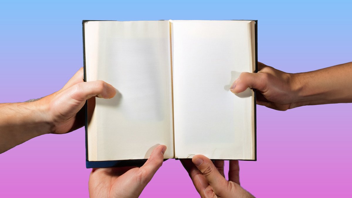 petermaas's tweet image. Als jij de brochure maakt, kan ik daarna dan nog de tekst aanpassen? Ja, dat kan. Ik geef je een aantal oplossingen. Van #EmSoftware en van #Adobe.- mailchi.mp/pixelsenpagina…