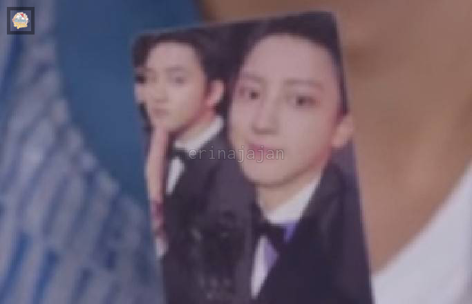 erinajajan's tweet photo. eribuy! wtb chansoo photocard😔☝🏼 https://t.co/nDseJwiZ9y