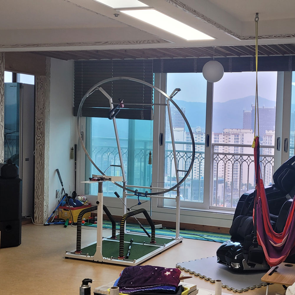 Proswing_Inc's tweet image. 매일 집에서 정확한 자세와 궤도를 연습~
올바른 자세와 궤도에서 일관적인 샷이 나옵니다.^^
proswing.kr
고객센터: 1899-6637
#골프스윙자세연습기 #골프스윙궤도연습기 #드라이버궤도연습 #아이언궤도연습 #드라이버자세연습 #아이언자세연습 #골프스윙각도교정 #골프스윙플레인교정