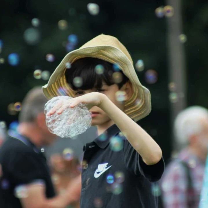 I have so many other hobbies, but photography is always a returner. I love finding little moments in the chaos. This was at the <a href="/DurhamGala/">Durham Miners' Gala</a> while the speeches went on this bubble master was going rouge #adhd #hobbies #photography
