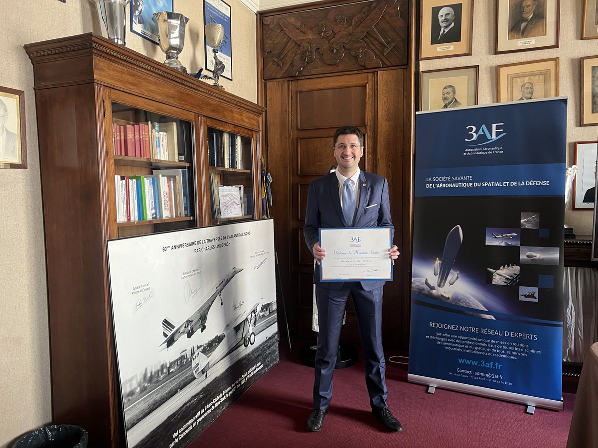 Aero_Nico's tweet photo. 🌟 Remise de Prix 🌟
Cher tous,
J’ai l’immense plaisir de vous annoncer que je suis élevé au Grade de membre Senior (Associate Fellow) de l’Association Aéronautique et Astronautique de France (3AF).
@3AFasso
#3AF #association #aeronautique #astronaute #espace #france #prix https://t.co/gplBq4S3a9