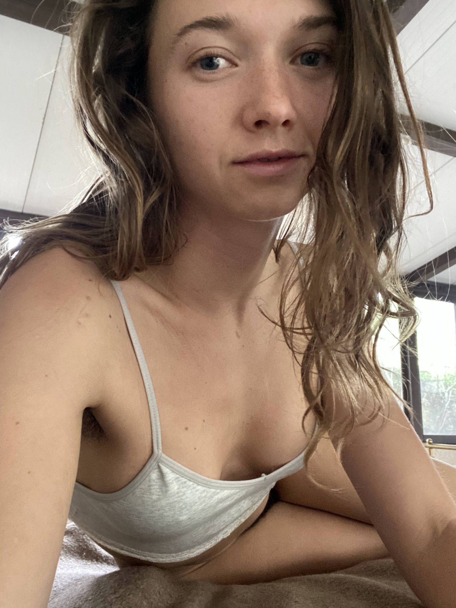 beeboo.girl on Twitter: "It's hot! What should I wear? https://t.co