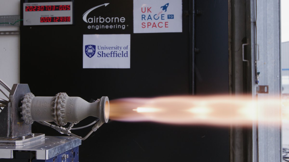 PapaRomeoPR's tweet photo. UK students set world record for most rocket engines fired in one week at the Race to Space competition @WestcottVP https://t.co/e4MPquuW45 @sheffielduni @AirborneEngLtd @EuroAstro @ProtoLaunchLtd @WestcottSpace @BucksLEP @SatAppsCatapult #RacetoSpace #firstforspace #Rockets https://t.co/nNkE4SMyH3