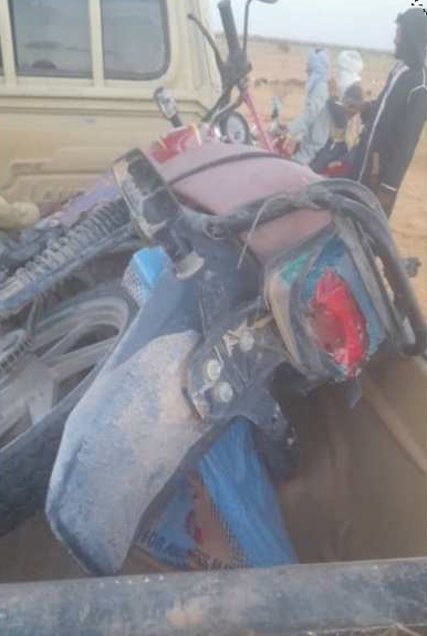 AgRhissa2's tweet photo. Confidence #TL223 Témoin : #terroristes #EIGS attaquent patrouille #MSA_D a 30km proche ouest de Menaka (Gao / #Mali). Combattants MSA_D tuent 2 terroristes et prennent armes, moto et vivres que EIGS volent a populaations. (25/06/23.) https://t.co/Dw4TNfdy1G
