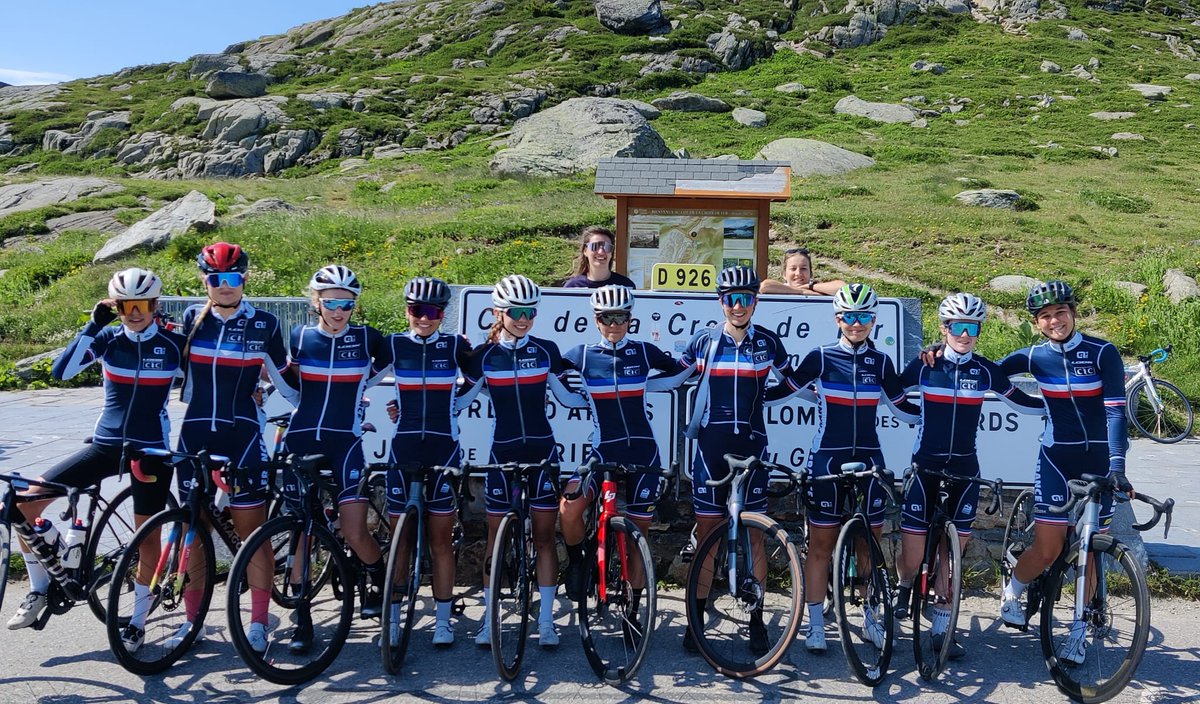 📣 Du 03 au 09/07, le groupe U19 femmes route a réalisé un stage en montagne en Maurienne. 480Km/10091m d+ de réalisé 🔥 Merci à @cyclomaurienne partenaire de la Fédération 🇫🇷 de Cyclisme !