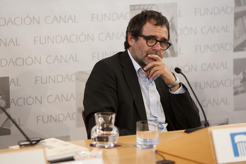 FundacionCanal's tweet photo. Lamentamos el fallecimiento Alberto Anaut, periodista y gestor cultural, fundador de @la_fabrica e impulsor de proyectos como @photoespana, con el que hemos compartido experiencias a lo largo de muchos años. Una enorme pérdida.
Nuestro pésame y cariño a su familia y amigos. https://t.co/VcP6TWScV7