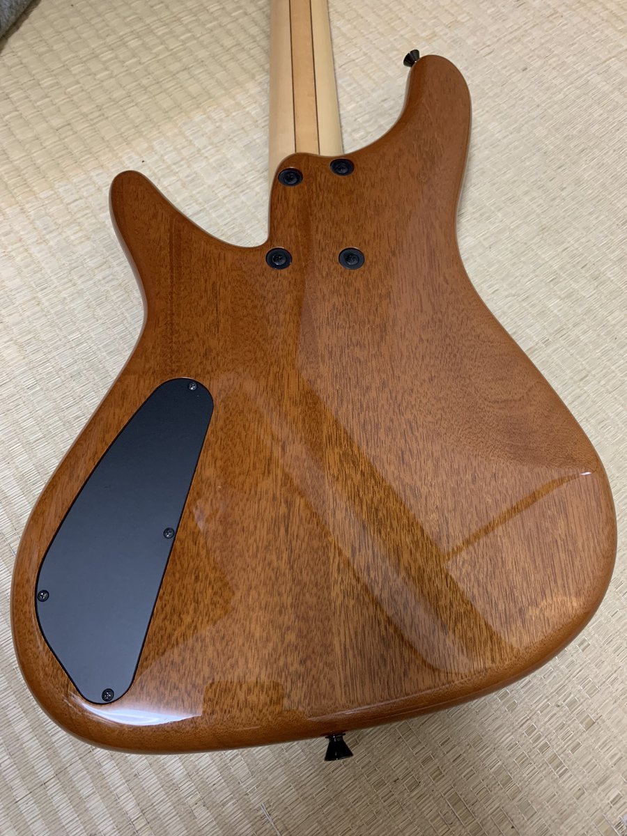 TOM16039221's tweet photo. 1⃣️4⃣️ Sugi NB4

#Sugi #Bass #NB4 #ベース #エレキバース #スギ https://t.co/CcIvAd5OW7