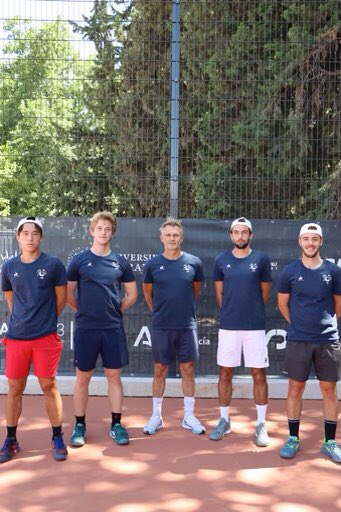 Bravo l’équipe de tennis <a href="/univbordeaux/">Université de Bordeaux</a> qui remporte la 🥇 aux championnats universitaires en tennis ! 👏 aux joueurs et aux coachs pour ce magnifique titre !