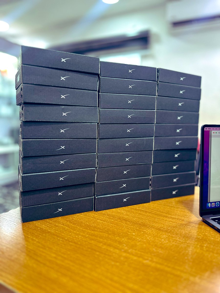 SuntemiTech's tweet image. Starlink Ethernet Adapter is a third-party accessory that allows you to connect your Starlink terminal to your router via an Ethernet cable. By providing a wired internet connection, this adapter can offer a more stable and reliable connection.  ₦75,000 @_DammyB_