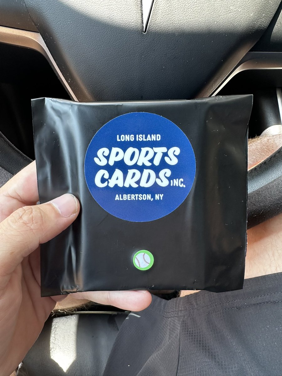 TheSkippersView's tweet image. MYSTERY MONDAY: We are doing our first official mystery Monday. We are going to open this mystery pack later today. To enter simply interact with this tweet and follow us!