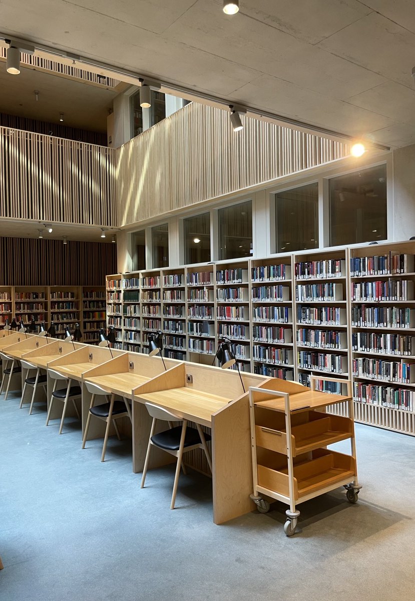 mjgbakker's tweet photo. Lovely library tour last Friday as part of #LIBER2023. Such a beautiful @ceu library (built in 2016) but sadly no students to be found anymore as the Central European University had to move to Vienna. The library will follow as soon as there’s suitable building space https://t.co/iIRVncVTga
