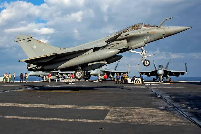 Good News Finally ! Indian Navy has finally selected 26 Dassault Rafales for their new Deck Based Fighters.