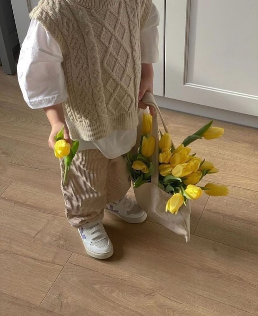 Sana bu çiçekleri mezarlıktan çaldım 💛