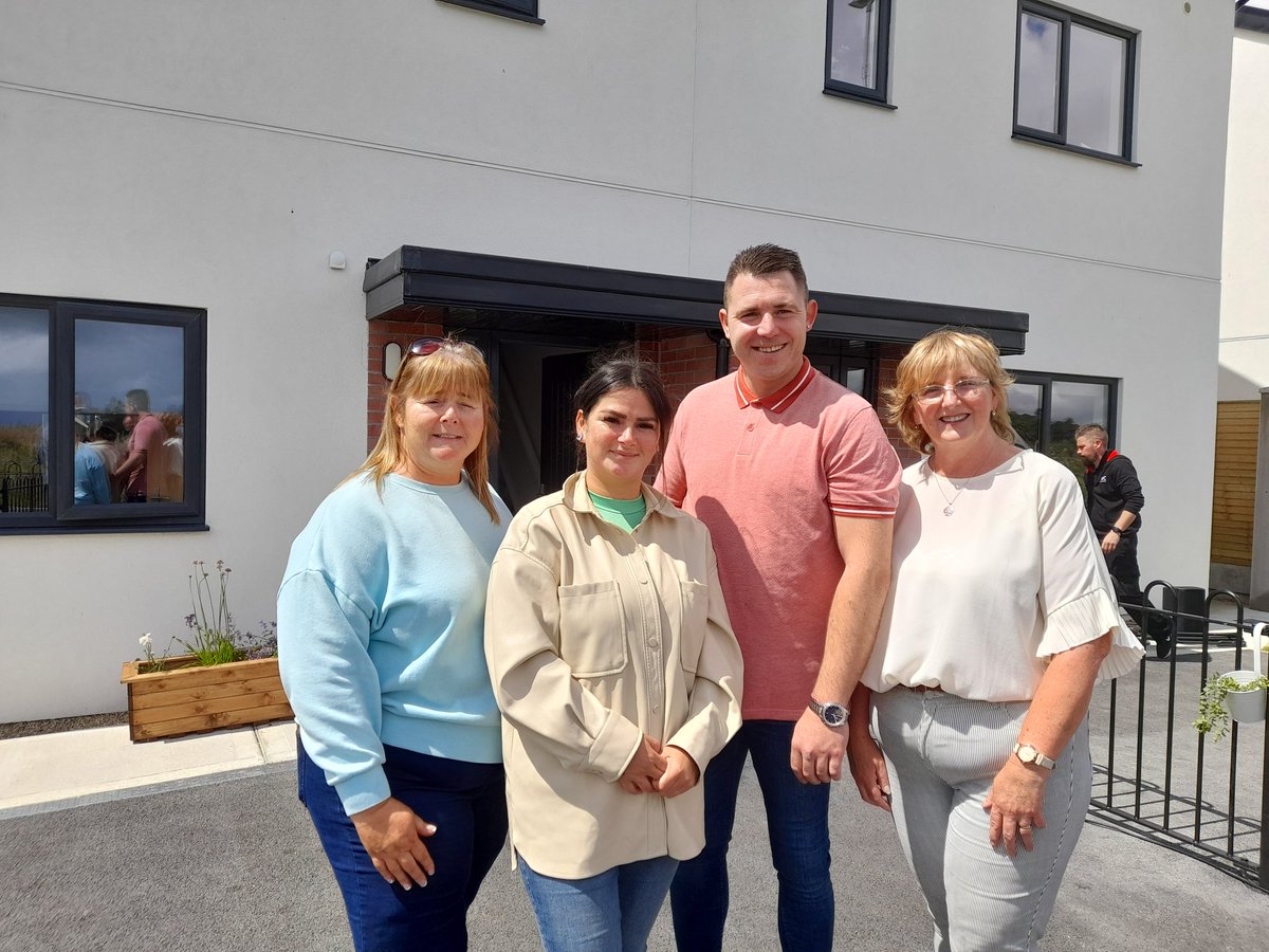 Moyross Res Forum (@moyrossresforum) on Twitter photo Delighted to welcome Minister for Housing <a href="/DarraghOBrienTD/">Darragh O'Brien</a> to moyross to officially open the <a href="/PMVTrust/">Peter McVerry Trust</a> new homes in Delmege Park. A day to celebrate with the new families. Looking forward to woking with <a href="/PMVTrust/">Peter McVerry Trust</a> to deliver more homes in Moyross Delighted to welcome Minister for Housing <a href="/DarraghOBrienTD/">Darragh O'Brien</a> to moyross to officially open the <a href="/PMVTrust/">Peter McVerry Trust</a> new homes in Delmege Park. A day to celebrate with the new families. Looking forward to woking with <a href="/PMVTrust/">Peter McVerry Trust</a> to deliver more homes in Moyross