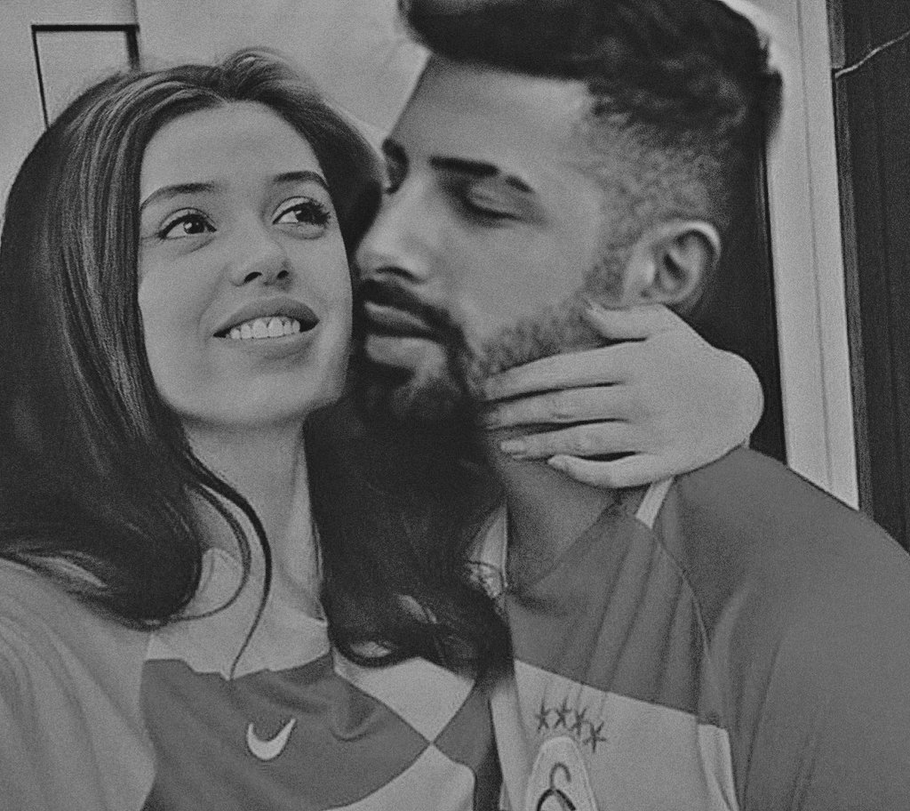 Milenyaedits's tweet photo. sedat ve simge şampiyonluk kutlamaları esnasında kameralarımıza yansıdı Az Sonra
#simsed • #simdat https://t.co/0ancPWM5cH