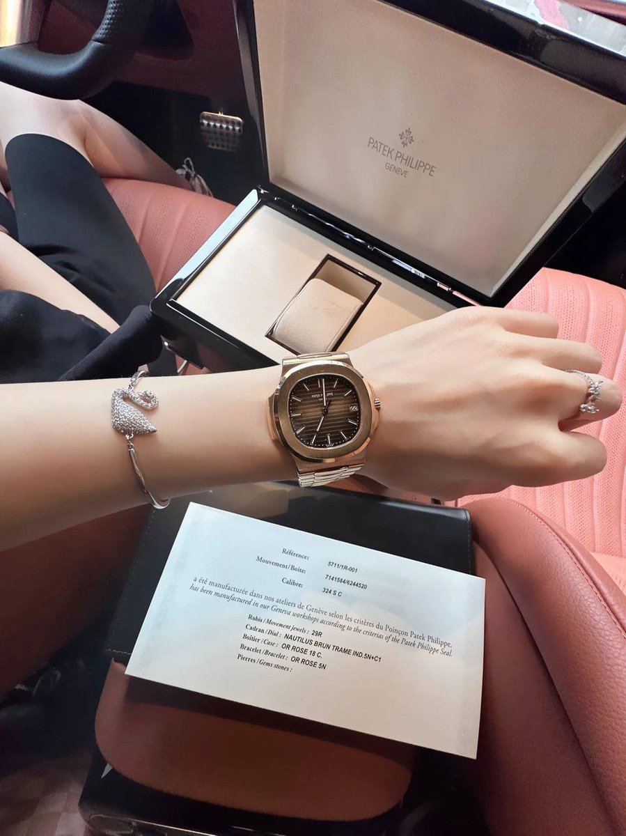 Olioli87656's tweet photo. 🤩🤩🤩#Watch #beautifulgirl #USATFOutdoors #CanadaDay #MondayMorning #MondayMood #Hugh #Jackman https://t.co/Ib2bUHHfeP