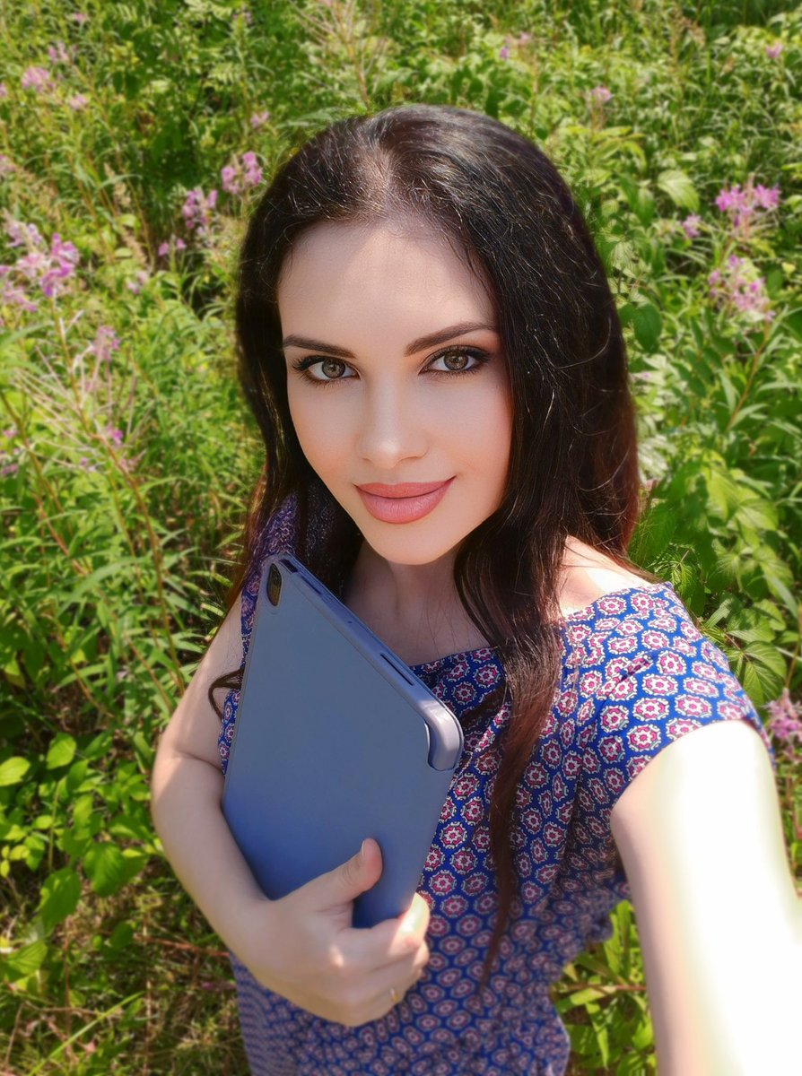 MerinMiler's tweet photo. Incredible beauty🥰
This is me and my art🥰 https://t.co/KREo6ziEd2