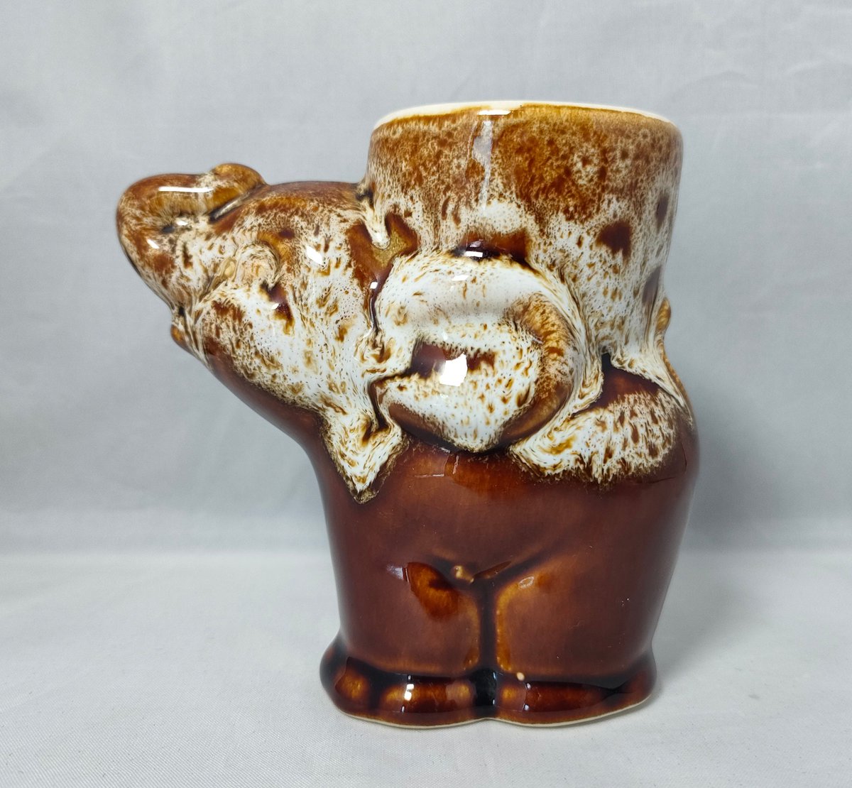 Excited to share the latest addition to my #etsy shop: Vintage Novelty Drip Ware Elephant Egg Cup etsy.me/43iXBUH #ceramic #elephanteggcup #collectableeggcup #dripware #silverdragonfinds