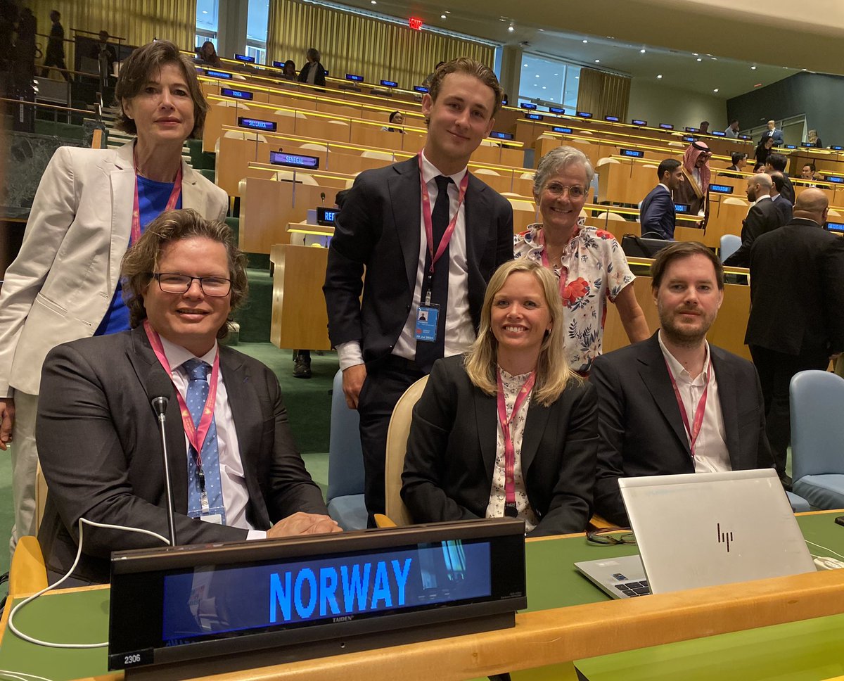 NorwayUN's tweet photo. Uniting our strengths &amp; accelerating our efforts is 🔑 towards achieving the #GlobalGoals 🌍

#Norway’s🇳🇴 delegation, including civil society representatives &amp; youth delegate, is committed to driving impactful progress at this year's #HLPF2023🌱🇺🇳 https://t.co/yLAfPaLPLy