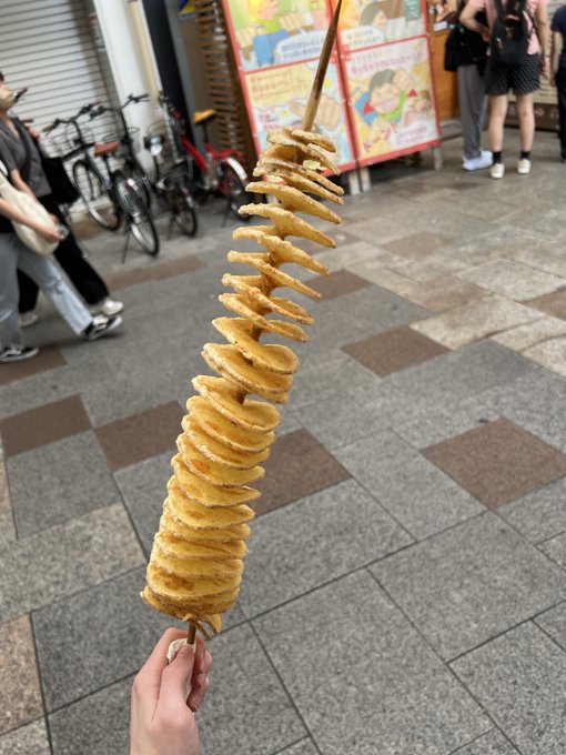 Snacks in Japan 🍡 https://t.co/l147HhPzCp