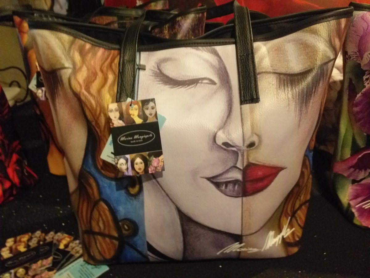 MMCostumeDesign's tweet photo. Bags Design https://t.co/6c7vb437fG