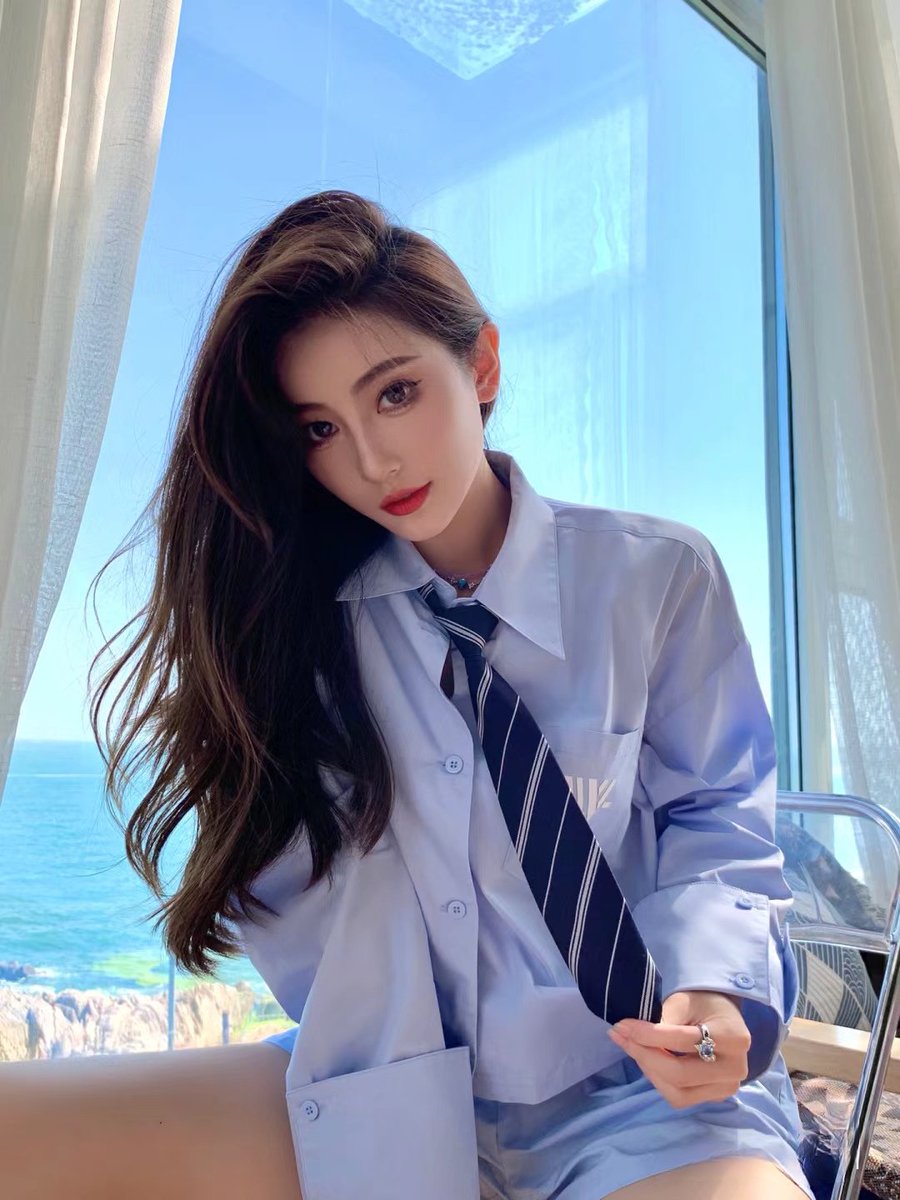 怎么这么少人帮我点❤️转推了呢？
你们不爱我了嘛？
好伤心呢～
晚安吧。