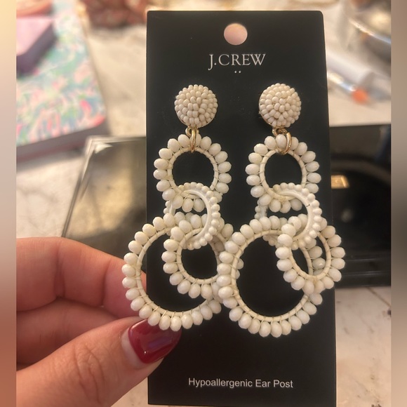 trendycircular's tweet photo. So good I had to share! Check out all the items I'm loving on @Poshmarkapp from @Toryyanne #poshmark #fashion #style #shopmycloset #jcrew #laurenralphlauren #torrid: https://t.co/OhoaHkz2HJ https://t.co/kJuhDFpDMh