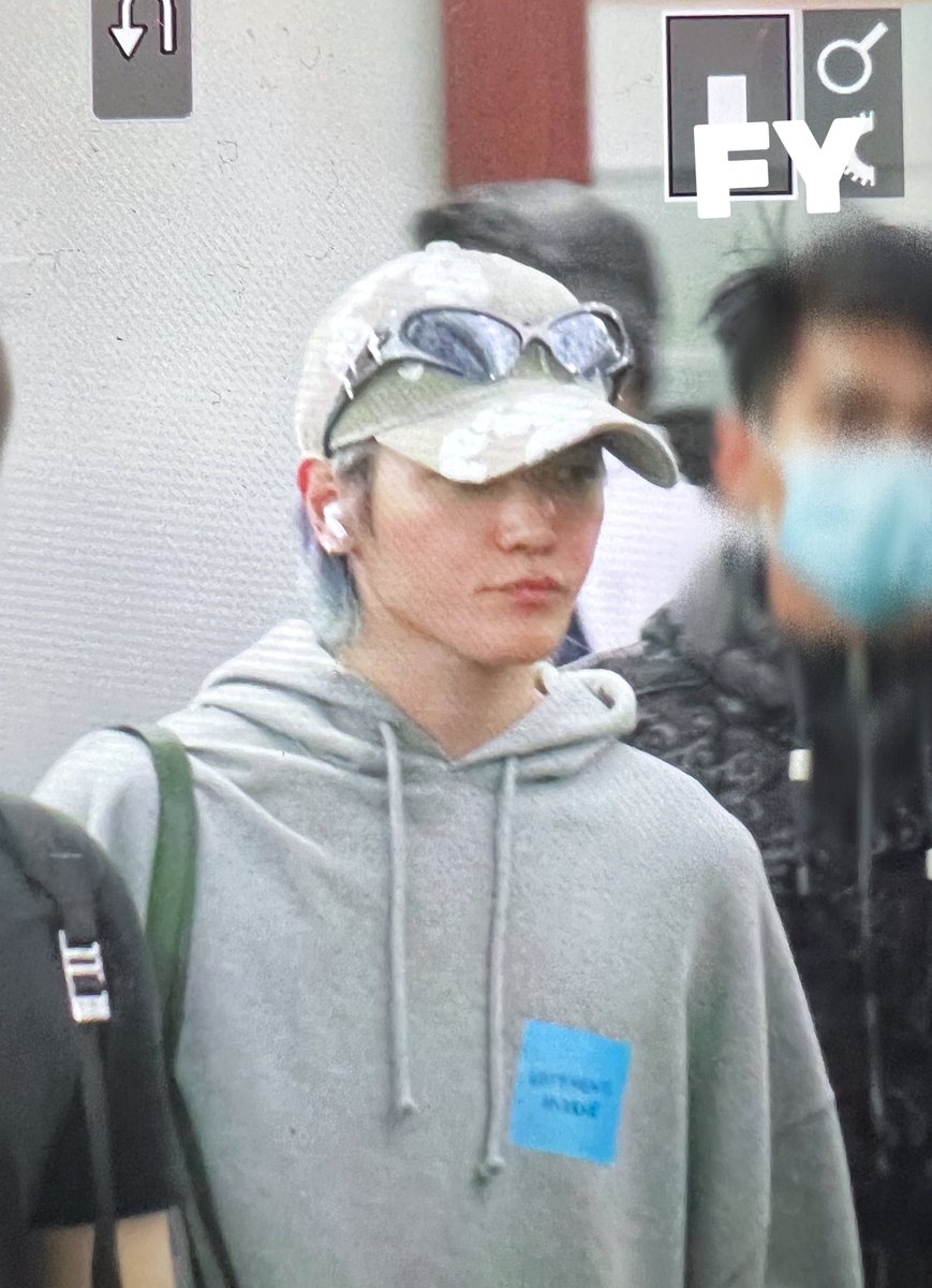 ForeverYong71's tweet photo. 230710  CGK🛫️

#태용
#TAEYONG 
#NCT127 
#SHALALA https://t.co/YOfuCcltNe