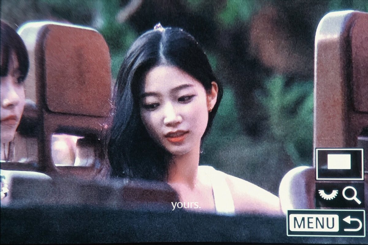 kazuha’s ability to always look like the main character of a movie needs to be studied