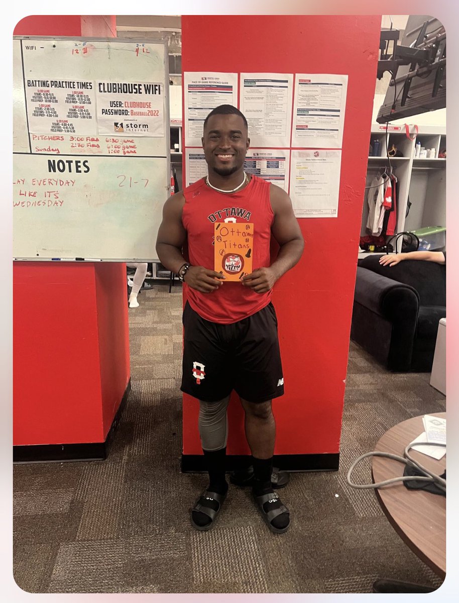 PortobelloELC's tweet photo. Thank you @titans_ottawa for a great game and for sharing these pictures with the cards the children made for you. https://t.co/CHAbJAXxrX