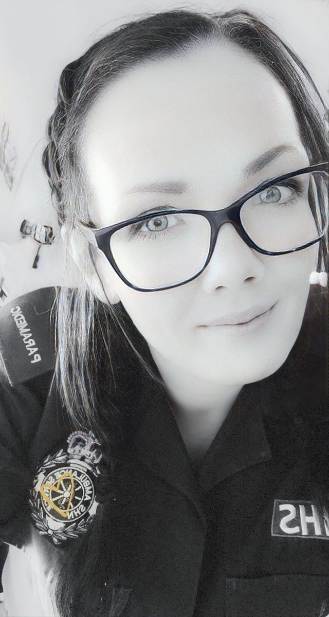 Han_Ayres_'s tweet image. Day 1 of a 48hour week!
Let’s do this!! 
#NWAS #NorthWestAmbulance #Paramedic #NeedCoffee #KeepSmiling