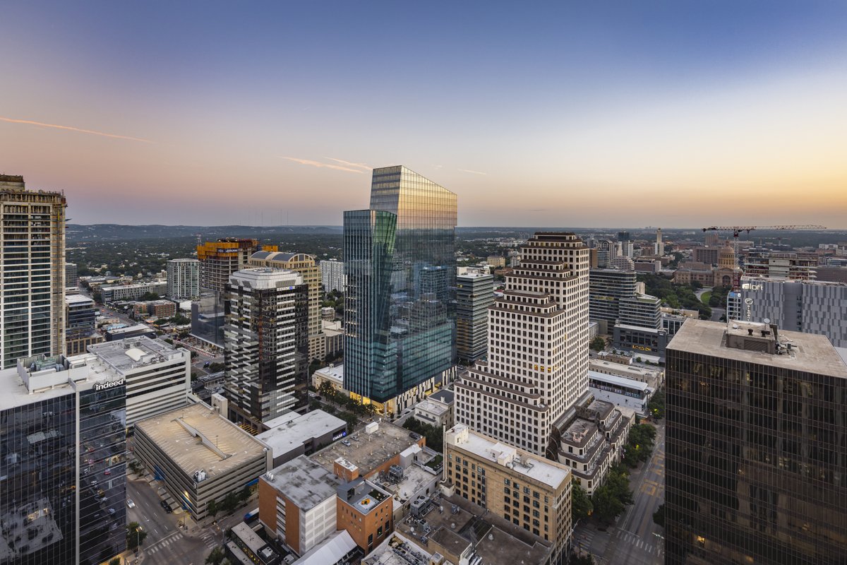 PageThink's tweet image. With gratitude to our many clients and project partners for their roles in #PageAustin being ranked #1 among architecture firms in Austin! Thank you @MyABJ! bit.ly/44D8emp 📸 by: Albert Vecerka/Esto #AustinArchitecture