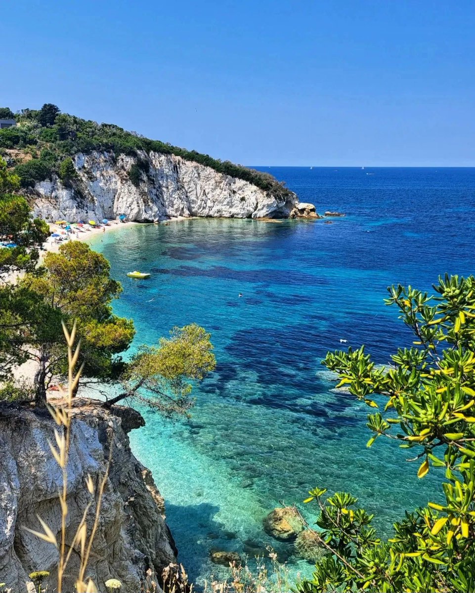 Monica09058845's tweet photo. Spiaggia Padulella...Isola d'Elba...LI 🤩🤩🤩 https://t.co/IHiZqzt7Yo