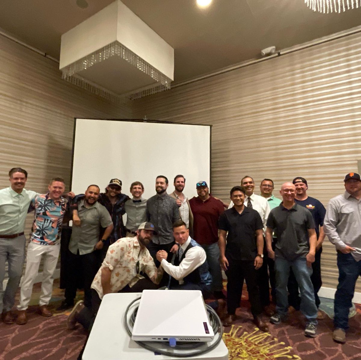 NV_OWINN's tweet photo. On Friday, GOWINN was honored to attend the graduation ceremony for the Northern Nevada Electrical Training Center.
👩‍🎓 👨‍🎓
Congratulations to the graduates of this incredible program!
🎓 ⚡️ 👷‍♂️👷‍♀️🥽🔋

@NNVTrades 
@tmccnevada https://t.co/c2k4pFppLC