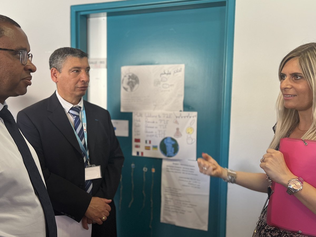 À Cavaillon, échanges avec les élèves de CM1 et CM2 en Vacances apprenantes au collège Paul Gauthier. Activités en plein air, sport, lecture.. Un dispositif que nous encourageons partout où il est possible, qui permet à tous de continuer à progresser pendant la pause estivale.